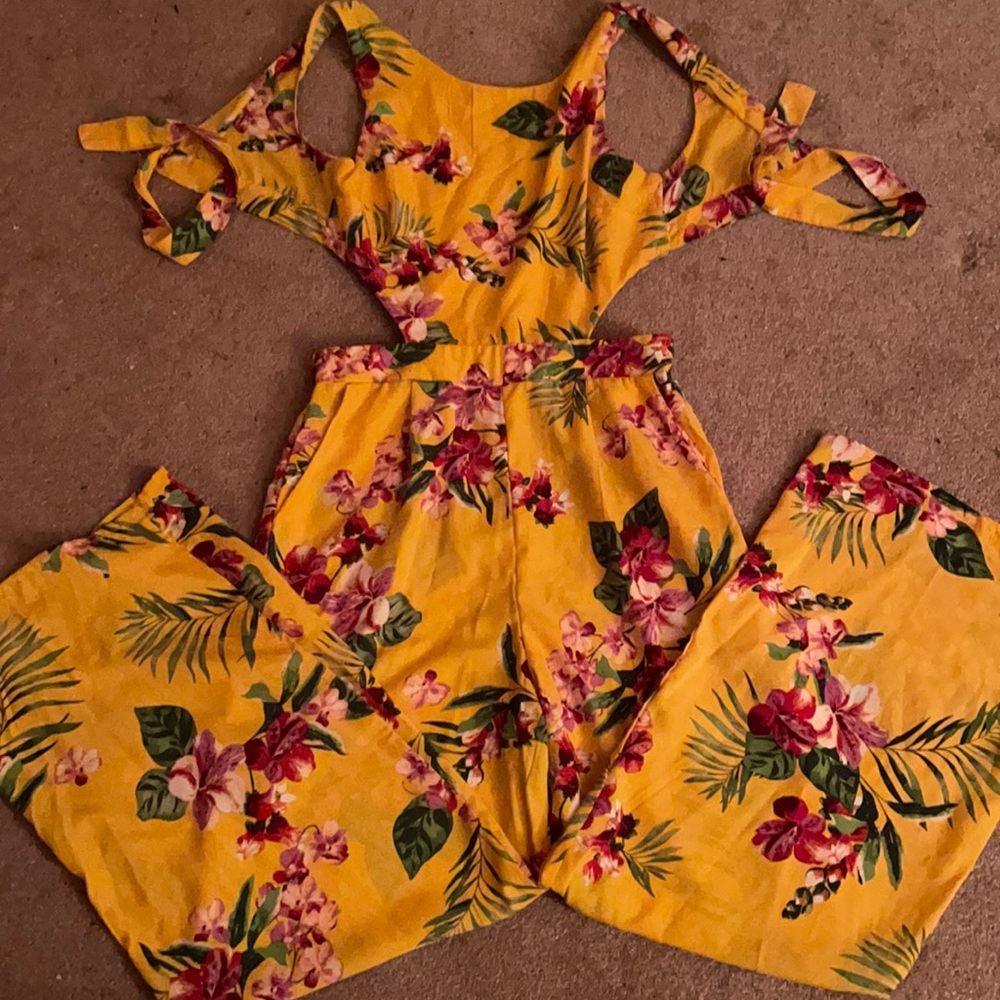 Ambiance Yellow Jumpsuit. Size: Small.